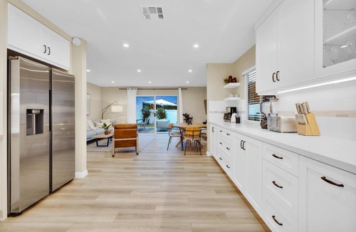 Carlsbad House | Sunny Carlsbad Home I Walk to Beach w/Heated Pool