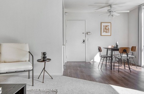 Los Feliz Apartment | Sunny Glendale 1BR w/ Gym, Pool & W/D, near Americana Mall, by Blueground