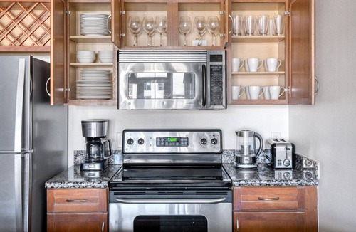 Ballpark Apartment | Sunny LoDo 2BR w/ W/D, Roof & Gym, nr Coors Field, by Blueground