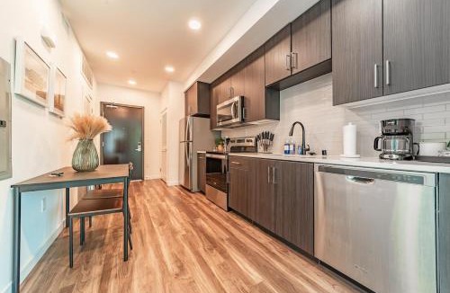 Hollywood Apartment | Sunset Blvd Studio Apt in the Heart of Hollywood