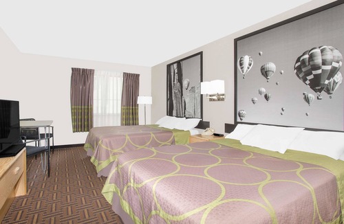 Bloomfield Hotel | Super 8 by Wyndham Bloomfield