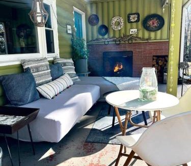 Andover Villa | Swanky Midcentury Ranch