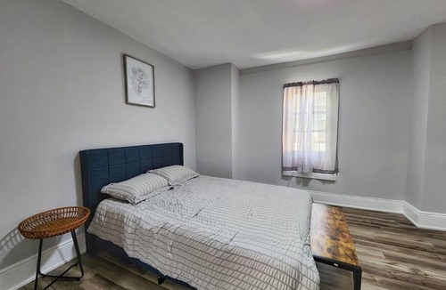 Springfield Apartment | Tastefully furnished repose home