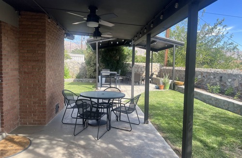 El Paso House | THE ALTA LOFT A 5 MINUTE DRIVE TO WHOLE FOODS MARKET