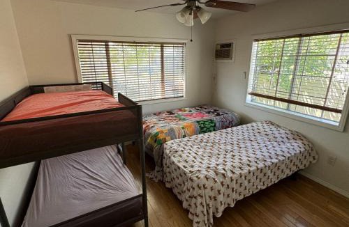 East Hollywood Hostel | The Ardmore Home Share