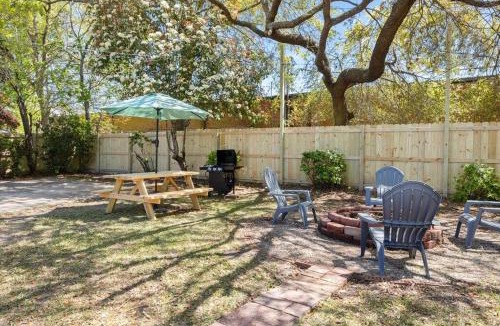 Hanahan Apartment | The Azalea House