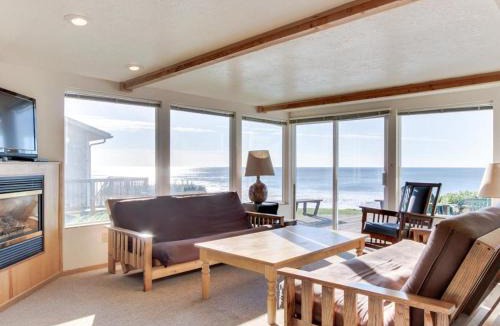 Gleneden Beach House | The Best Little Beach House on the Oregon Coast!