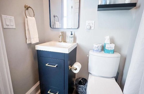 Amherst Hotel | The Black Walnut Inn