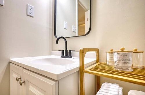 Covington House | The Bohemian 1/2 Mi from Covington Square