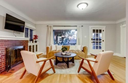 Washington Park West House | The Bonsai Bungalow With A Hot Tub And A Game Room