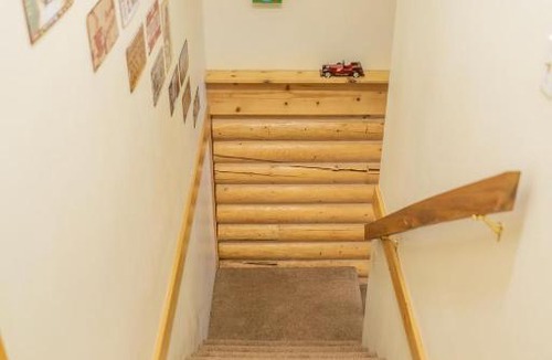 Fairbanks House | The Cabin in the Woods 2 森林小屋 2