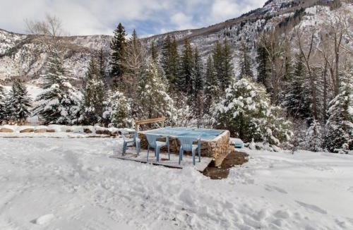 Carbondale House | The Cabins at Filoha Meadows