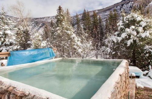 Carbondale House | The Cabins at Filoha Meadows