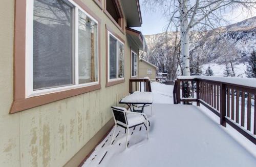Carbondale House | The Cabins at Filoha Meadows
