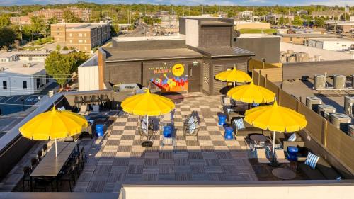 Historic Edgefield Apartment | The Carter by AvantStay Spacious Stay Near Downtown
