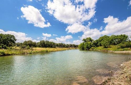 Spring Branch House | The Century Oaks