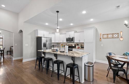Clarksville House | The Clubhouse on Colston (2296 Colston Dr)