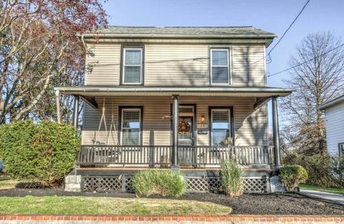 Mount Joy House | The Conservatory-20 min to Lanc