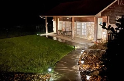 Seymour House | The Coop: 25-30 minutes from Smokies-pool access