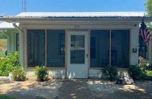 Tyler Cottage | The Cottage - Newly Remodeled with Breathtaking Views