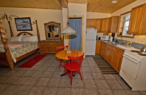 Crestone Villa | The Crestone Casitas: Casita Suite #1