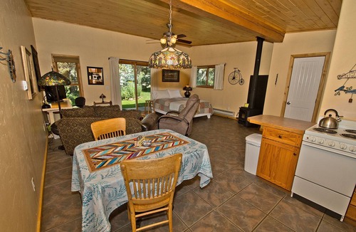 Crestone Villa | The Crestone Casitas: Casita Suite #2