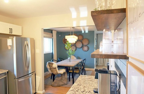 Broomfield House | The Daphne: Hot Tub-Firepit-Gym-Theatre