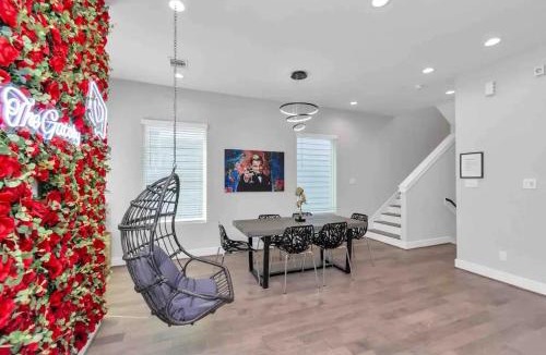 Lawndale/ Wayside Apartment | The Gatsby