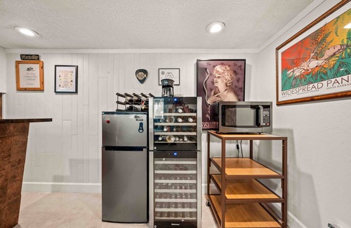 Oak Park House | The Good Times Pool House- Walk Out Basement Only