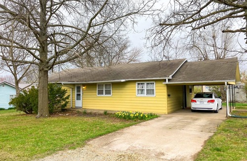 Mountain Grove House | The Grove Retreat (Mtn. Grove, MO)