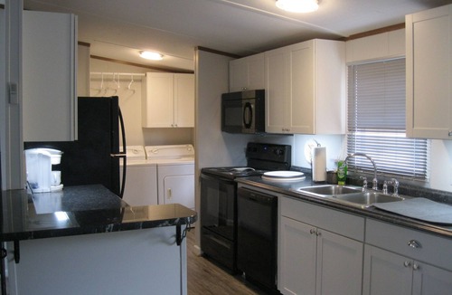 Lexington House | The Guest House at Woody Farms - Longer Stays, Professionals & Little League
