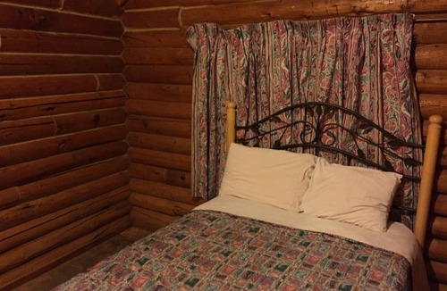 Moab Hostel | The Lazy Lizard Hostel