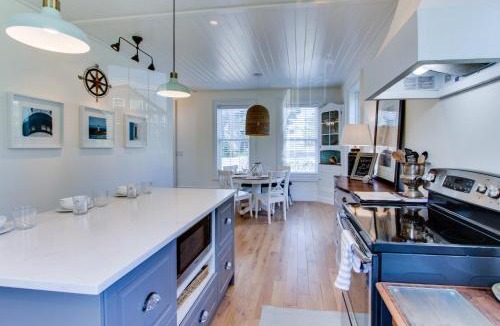 Agate Beach House | The Lighthouse at Starfish Cove