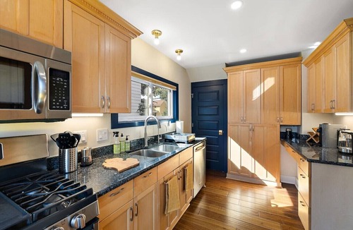 Old West Side House | The Little Big House: 6-Bed Home in Downtown A2