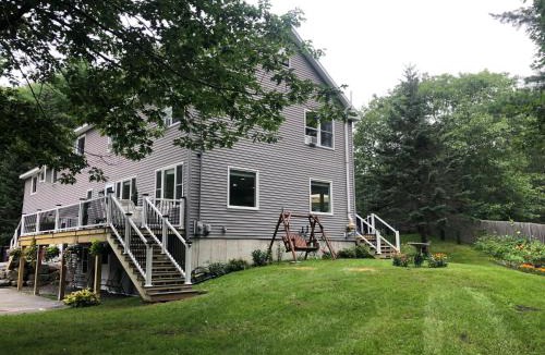 Bar Harbor Villa | The Mighty Oaks Retreat,modern house Bar Harbor Acadia MDI