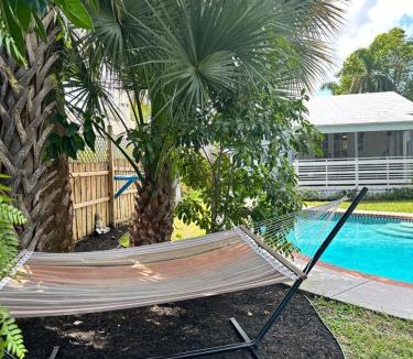 Mango Groves House | The Peacock Bungalow- Heated Pool & Jacuzzi- 5 min to beach!