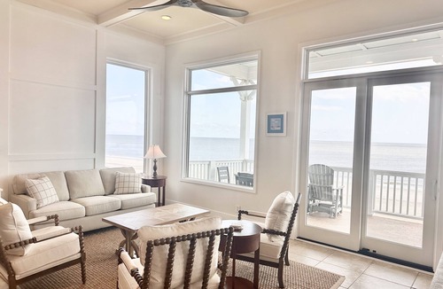 Saint Simons Island Condo | The Penthouse at High Tide - Best Views Right on the Beach - Great for Families!