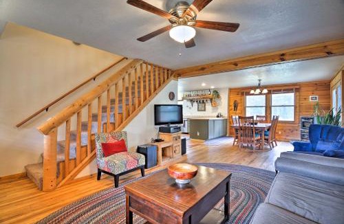 Lyons House | The Pinecone Palace with Hiking Trail Access!