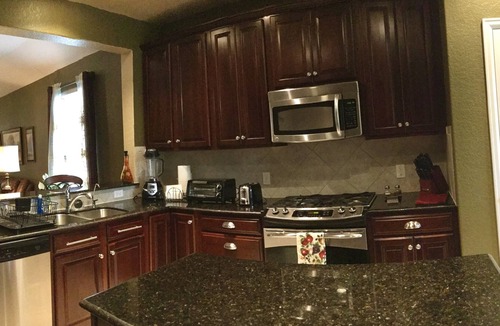 Wetmore House | The Place to Relax in San Antonio, only 10 min away from Six Flags Fiesta Texas!