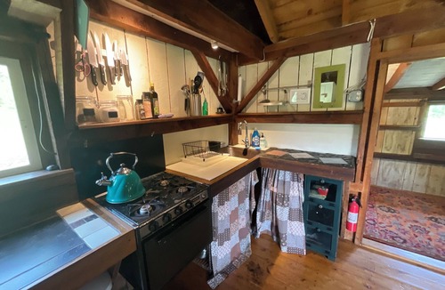 Rochester Cabin | The Pond Cabin at Sky Hollow, The Hunter Cabin at Sky Hollow