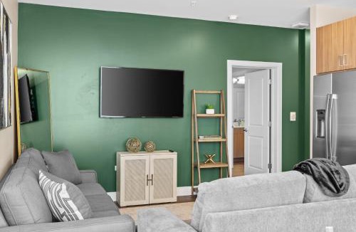 The Gulch Apartment | The Rodeo Drive Suite Penthouse The Gulch