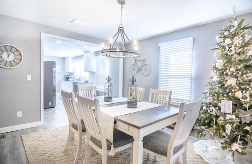 Walton House | The search is over! Perfectly located between the Ark & the Creation Museum!