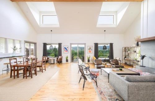 Newberg Bed & Breakfast | The Setting Inn Willamette Valley