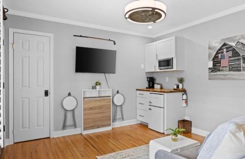 Franklin Apartment | The Sunset Grove of Franklin, TN