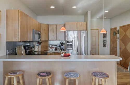 Alanson House | The Sweet Seclusion Cottage with 100 feet of Private frontage Pickerel Lake!