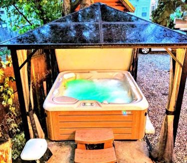 Old North Columbus Hostel | The Wayfaring Buckeye Hostel