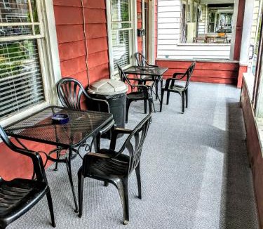 Old North Columbus Hostel | The Wayfaring Buckeye Hostel