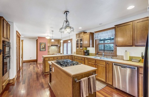 Glenwood Springs House | Theater Room, Game Room, Hot Tub, Family/Group Friendly, Private Location