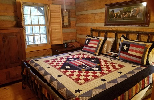 Mentone Cabin | Three Bears Lodge - The essence of Mentone