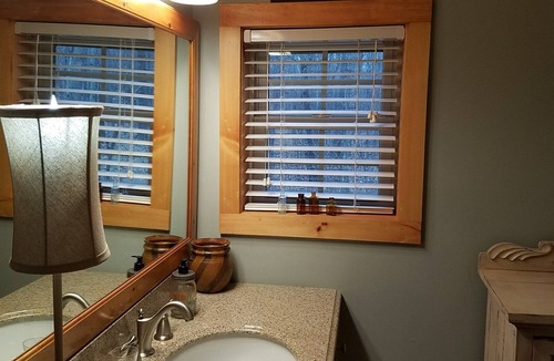 Mentone Cabin | Three Bears Lodge - The essence of Mentone
